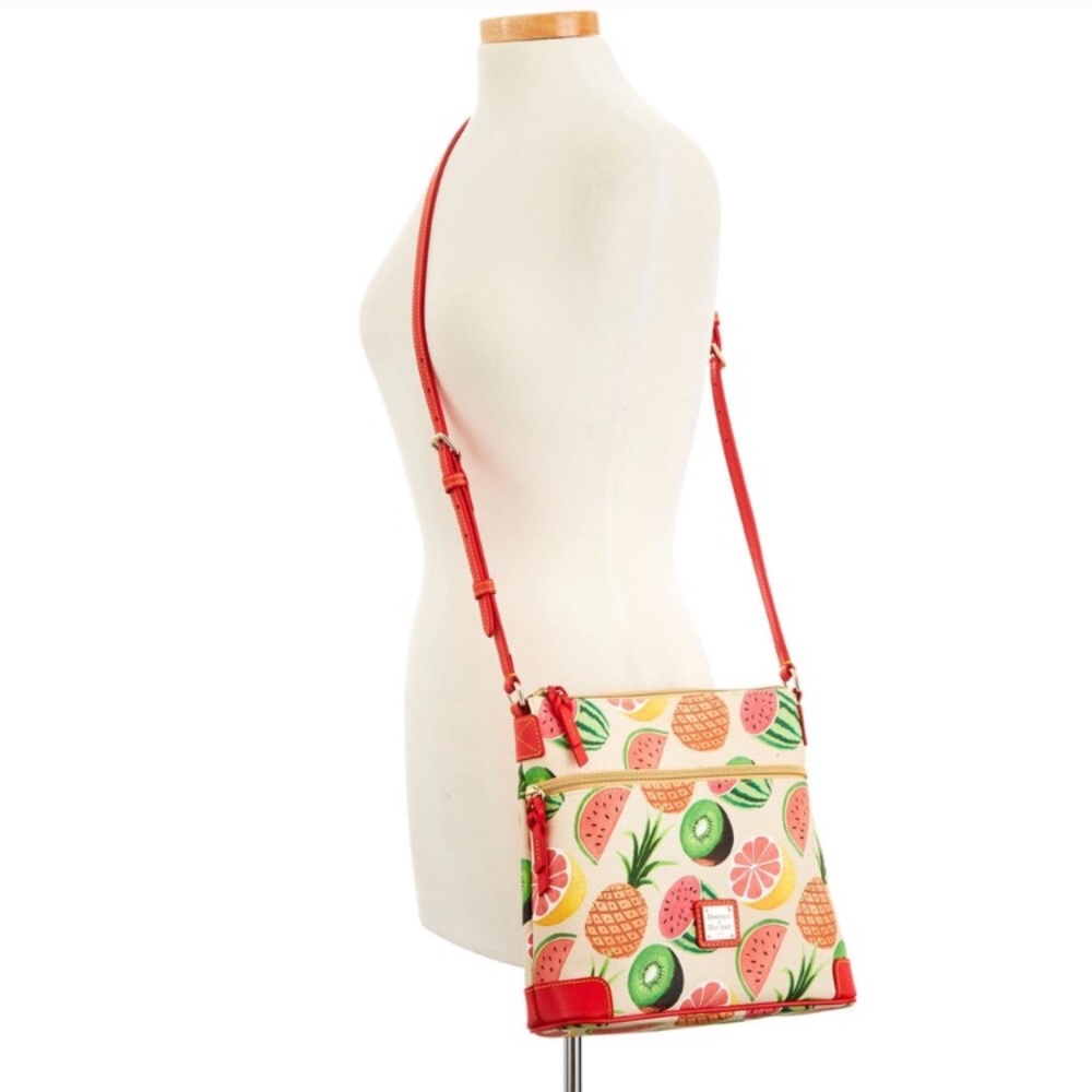 NWT DOONEY AND BOURKE Ambrosia Crossbody Bag 🧡💚